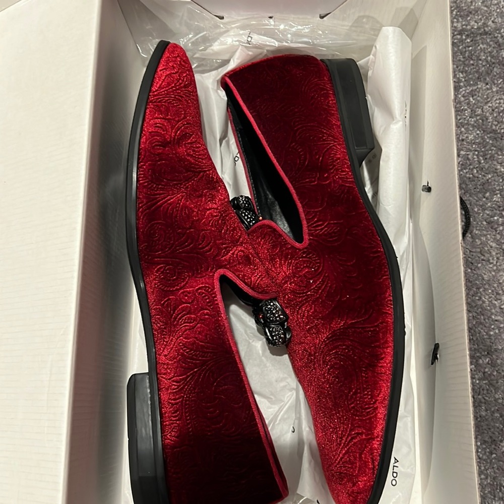 Men’s size 10.5
